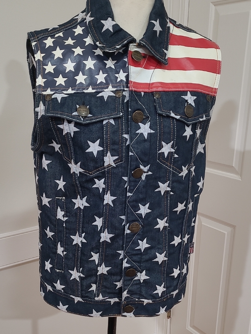 Akademiks Vintage Patriot Denim Vest - American Flag Design- Size L(14-16)